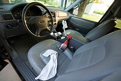 CLEANING YOUR CAR INSIDE